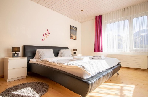 Miraflor Betty by Arosa Holiday image 16