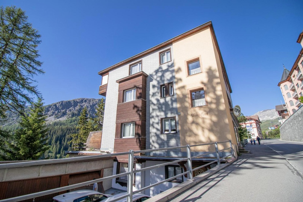 Miraflor Betty by Arosa Holiday Main image