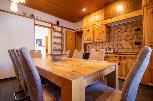 Miraflor Betty by Arosa Holiday image 22