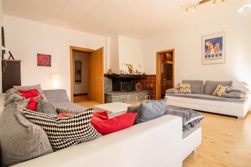 Miraflor Betty by Arosa Holiday image 25